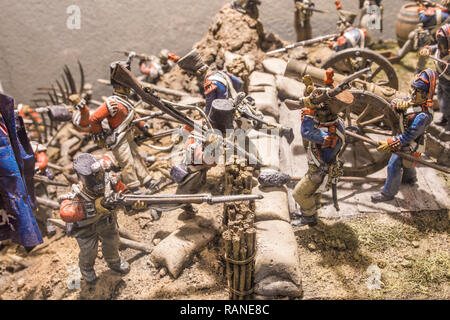 Badajoz, Spanien - Dez 19th, 2018: Trinidad Bastion gegen Angriff. Sturm auf Badajoz, April 1812. Hill Kampf Aktion. Szene neu erstellt von Diorama displ Stockfoto