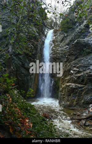 Millomeris Wasserfall, Pano Platres, Troodos-gebirge, Zypern, Millomeris-Wasserfall, Troodos-Gebirge, Zypern Stockfoto