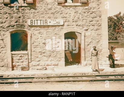 Bittir station entkernt mit Feuer. 1934, West Bank, Bethar, Naher Osten. Neuerfundene durch Gibon. Klassische Kunst mit einem modernen Neuerfundene Stockfoto