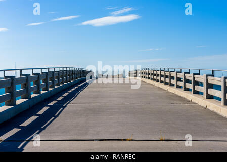 Alte Bahia Honda Bridge. Florida Keys historischen Overseas Highway und gebrochene Bahn nun geschlossen. Stockfoto