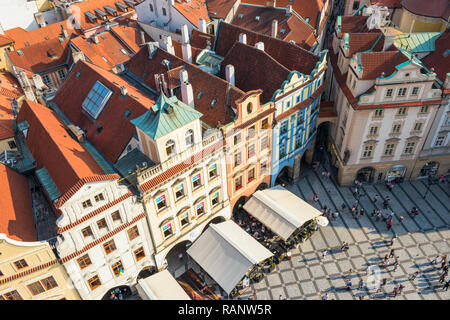Prag Altstadt Prag auf Cafes und Restaurants in der Staromestske Namesti Prag Tschechische Republik EU Europa Stockfoto