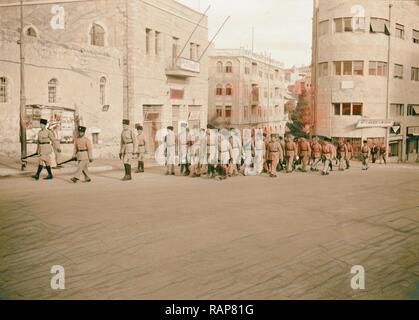 Jüdische überzähligen Polizei, Linie von rund 50 Männern auf Julian, Nov. 5, 1938, Jerusalem, Israel marschieren. Neuerfundene Stockfoto