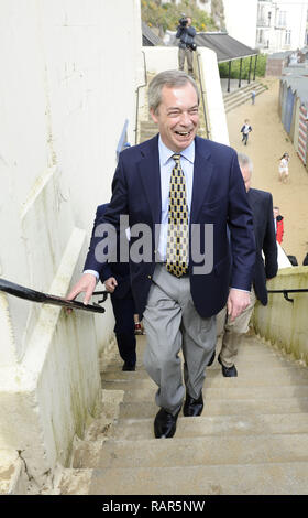 UKIP Leader Nigel Farage macht einen Besuch in der Küstenstadt Broadstairs in Kent Mit: Nigel Farage, Wo: Broadstairs, Großbritannien Wann: 09 Mar 2015 Credit: Steve Finn/WANN Stockfoto