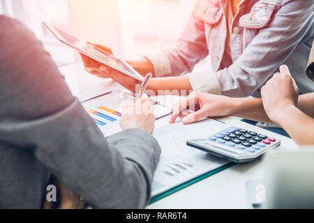 Sitzung Büro Menschen zusammen arbeiten. Stockfoto