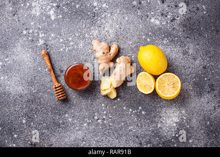 Zitrone, Ingwer und Honig. Natürliche Heilmittel Husten und Grippe. Stockfoto