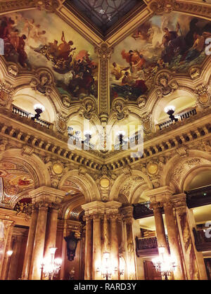 Innenansicht der Opera National de Paris Garnier, Frankreich. Es war von 1861 bis 1875 für die Pariser Oper gebaut Stockfoto