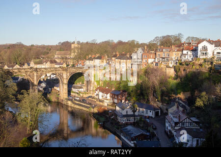 Knaresborough Eisenbahnviadukt Brücke über den Fluss Nidd, North Yorkshire, England, Großbritannien Stockfoto