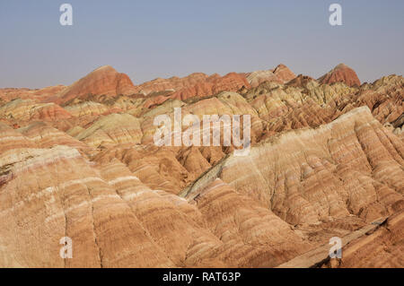 Danxia in rotem Sandstein, die in den Nationalen geopark von Zhangye, Gansu, China Stockfoto