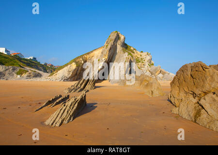 Playa de La Arnía Arnía (Strand), Kantabrien, Nordspanien. Stockfoto