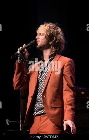 Mads Mathias singt mit Mads Mathias Quartett, Scarborough Jazz Festival 2017 Stockfoto