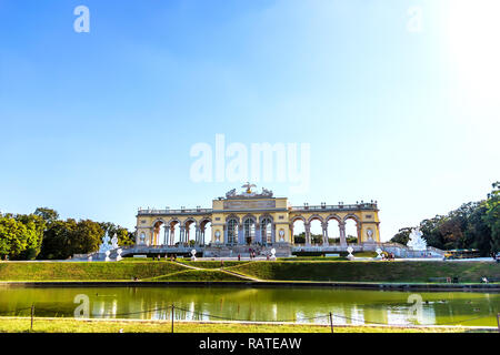 Shonbrunn Gloriette im berühmten Park von Wien, Österreich Stockfoto