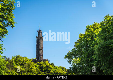 Die Nelson Denkmal Turm auf Carlton Hill, Edinburgh, Schottland, Großbritannien, Europa. Stockfoto