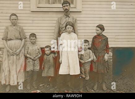 [Gracie Clark, Spinner, mit Ihrer Familie, Hunstville, Alabama], Lewis W. Hine, American, 1874-1940, Huntsville neuerfundene Stockfoto