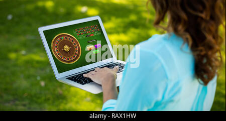 Das zusammengesetzte Bild im online roulette spiel Stockfoto