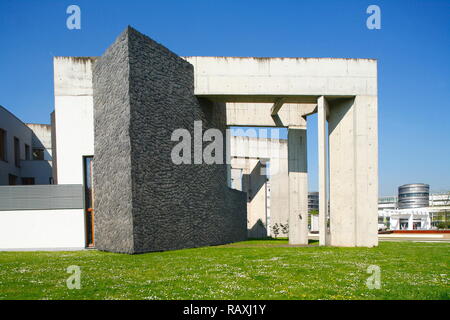 Juedisches Gemeindezentrum im altstadtpark am Innenhafen Duisburg, Ruhrgebiet, Nordrhein-Westfalen, Deutschland Stockfoto