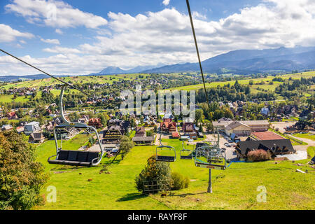 ZAKOPANE, Polen - 16. SEPTEMBER 2018: Sommer Panorama der Tatra, die Umgebung der Stadt, im südlichen Polen Zakopane Stockfoto