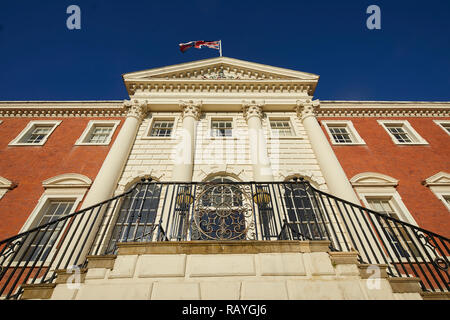 Ehemalige Haus palladianischen Stil Rathaus Warrington, Cheshire, England ursprünglich als Bank Halle denkmalgeschützten Gebäude nach den Plänen des Architekten James Gibbs Stockfoto