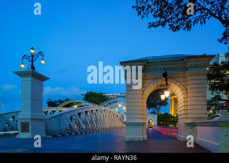 Singapur, Singapur - 18 April 2018: Blick auf die Skyline von Singapur, das Wahrzeichen von Singapur Stockfoto