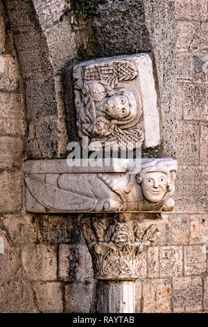 Italien Acerenza Basilicat Kathedrale portal Fassade Stockfoto