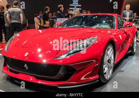 Genf, Schweiz - 8. MÄRZ 2017: Neue Ferrari 812 Superfast Sport Auto auf dem 87. Internationalen Automobilsalon in Genf präsentiert. Stockfoto