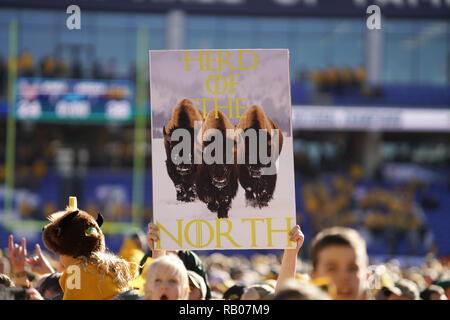 5. Januar 2019. 5 Jan, 2019. Frisco, TX, USA - North Dakota State Fans hält ein Schild an der Trophäe Zeremonie an der FCS-Meisterschaft bei Toyota Stadium. Credit: Jerome Hicks/ZUMA Draht/Alamy leben Nachrichten Stockfoto