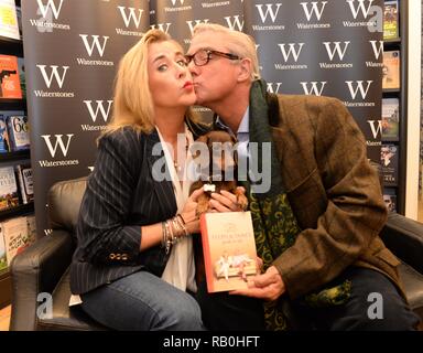 Stephanie und Dom Parker von Kanal 4 von Gogglebox ihres Buches teph" und "Dom Führer zum Leben' bei Waterstones in Bluewater, Kent Mit: Dominic Parker, Stephanie Parker Wo: London, Großbritannien Wann: 26 Aug 2015 Quelle: Steve Finn/wenn Zeichen Stockfoto