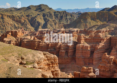 Charyn Canyon in Kasachstan für seine interessanten Felsformationen bekannt. Stockfoto