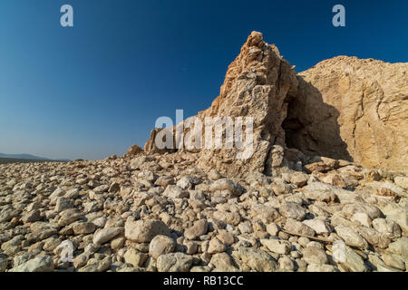 Urmia See, der Küste von Espir Island, die drittgrößte Insel der Urmia See mit einer Fläche von 1500 Hektar Stockfoto