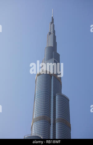 Dubai, Vereinigte Arabische Emirate - Oktober 2018: Nahaufnahme Foto des Burj Khalifa - weltweit den höchsten Turm in 829.84 m Stockfoto