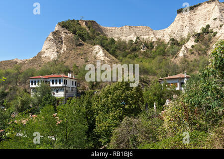 MELNIK, Bulgarien - September 7, 2017: Panoramablick auf Stadt, Melnik, Blagoevgrad, Bulgarien Stockfoto