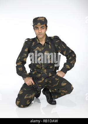 PORTRAIT von indischen Soldaten in Uniform gekleidet Stockfoto