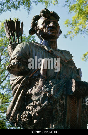 Die Bronzestatue von Tecumseh ist ein Glück Talisman an der US Naval Academy in Annapolis, Maryland, USA Stockfoto