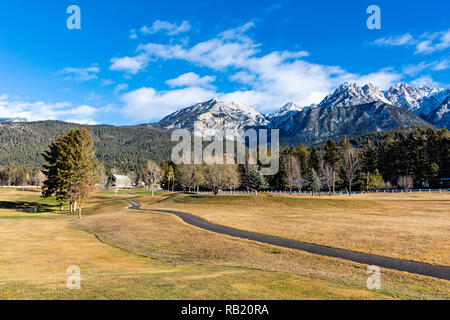 Golfplatz in Fairmont Hot Springs im Ostkootenays in der Nähe von Invermere British Columbia Kanada in den frühen Winter. Stockfoto