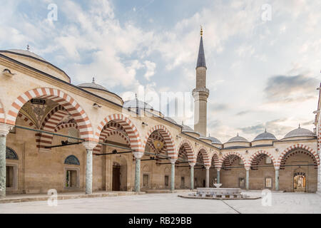 Innenraum couortyard der Selimiye Moschee, Edirne, Türkei. Stockfoto