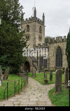 St Helens Kirche, Darley Dale, Derbyshire, UK; es stammt aus dem 12. Jahrhundert mit 19. Und 20. Jahrhunderts Restaurationen. Stockfoto