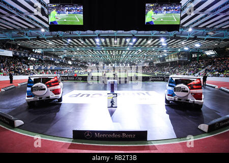 Sindelfingen, Deutschland. 06 Jan, 2019. Übersicht Glaspalast Sindelfingen. GES/fussball/indoor Turnier: Mercedes-Benz JuniorCup 2019, 06.01.2019 Fußball, Fußball: Unter 19 Hallenturnier, Sindelfingen, Januar 6, 2019 | Verwendung der weltweiten Kredit: dpa/Alamy leben Nachrichten Stockfoto