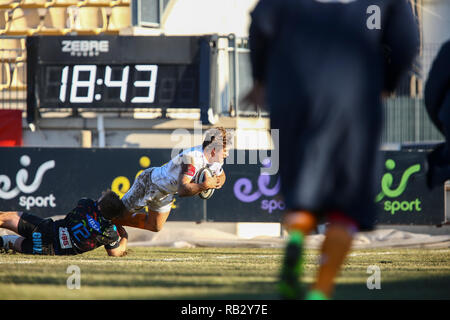 Parma, Italien. 6. Januar, 2019. Geparden "außerhalb der Mitte Benhard Van Rensburg Kerben versuchen im Spiel gegen Zebre in GuinnessPro 14 © Massimiliano Carnabuci/Alamy leben Nachrichten Stockfoto