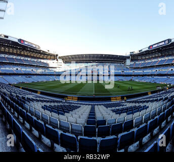 Madrid, Spanien. 06 Jan, 2019. Liga Fußball, Real Madrid gegen Real Sociedad; Panoramablick auf das Stadion vor dem Spiel Quelle: Aktion plus Sport/Alamy Live News Credit: Aktion Plus Sport Bilder/Alamy leben Nachrichten Stockfoto