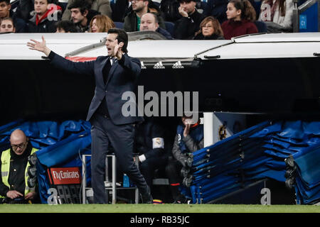 Santiago Bernabeu, Madrid, Spanien. 6. Januar, 2019. Liga Fußball, Real Madrid gegen Real Sociedad; Santiago Solari Trainer von Real Madrid Credit: Aktion plus Sport/Alamy leben Nachrichten Stockfoto