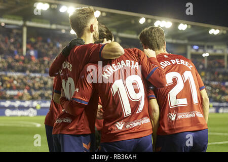 Pamplona, Spanien. 6. Januar, 2019. Roberto Torres (Mittelfeld; CA Osasuna) gesehen Feiern während der spanischen Fußball der Liga 123, Übereinstimmung zwischen CA Osasuna und Cadiz CF Sadar Stadium, in Pamplona (Navarra), Spanien. Credit: Fernando Pidal/SOPA Images/ZUMA Draht/Alamy leben Nachrichten Stockfoto