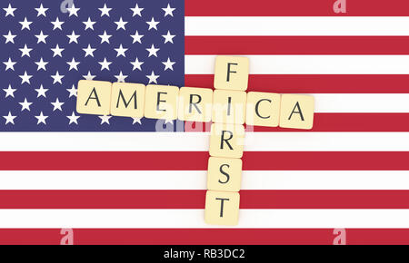 USA Politik Nachrichten Konzept: Buchstabensteine Amerika zuerst auf US Flag, 3D-Darstellung Stockfoto