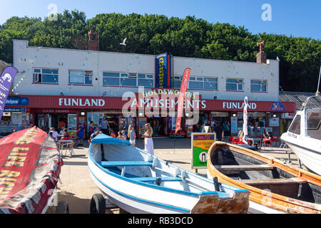 Holdsworth Spielhalle auf der Strandpromenade, Filey, North Yorkshire, England, Großbritannien Stockfoto