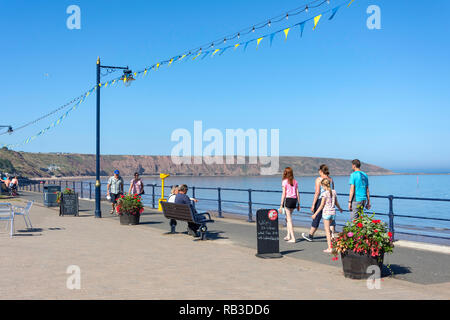 Strandpromenade, Filey, North Yorkshire, England, Großbritannien Stockfoto