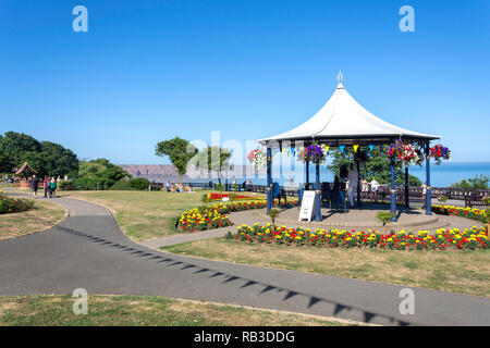 Musikpavillon in Crescent Gardens, Filey, North Yorkshire, England, Großbritannien Stockfoto