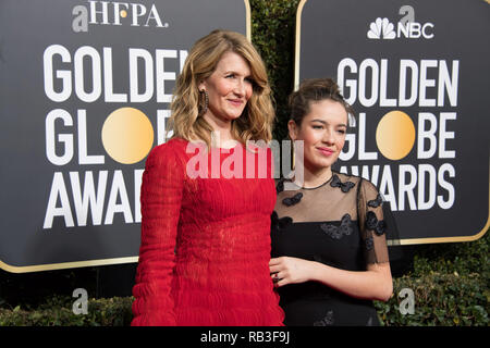 Golden Globe nominierte Laura Dern und Jaya Harper nehmen an der 76. jährlichen Golden Globe Awards im Beverly Hilton in Beverly Hills, CA am Sonntag, 6. Januar 2019. Stockfoto