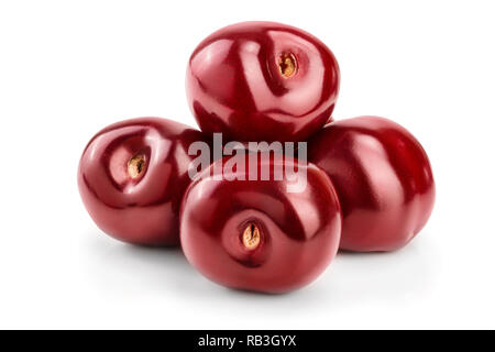 Süße rote Kirschen auf weißem Hintergrund Makro isoliert Stockfoto
