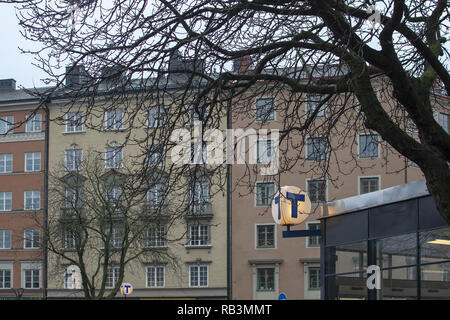 STOCKHOLM, Schweden, 29. Dezember 2018: die U-Bahnstation mit parkenden Fahrräder bei Sankt Eriksplan am 29. Dezember 2019 in Stockholm, Schweden Stockfoto