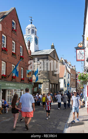 Church Street, Whitby, North Yorkshire, England, Vereinigtes Königreich Stockfoto