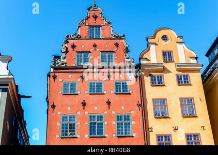 Platz Stortorget in der Altstadt (Gamla Stan) in Stockholm, der Hauptstadt Schwedens. Bunte Häuser am berühmten stortorget Stadtplatz in der Stockholmer histor Stockfoto