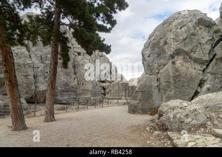 Hittie rock Relief in Hattusa. Hattusa, der 1986 von der UNESCO zum Weltkulturerbe aufgenommen wurde. Corum, Türkei. Stockfoto